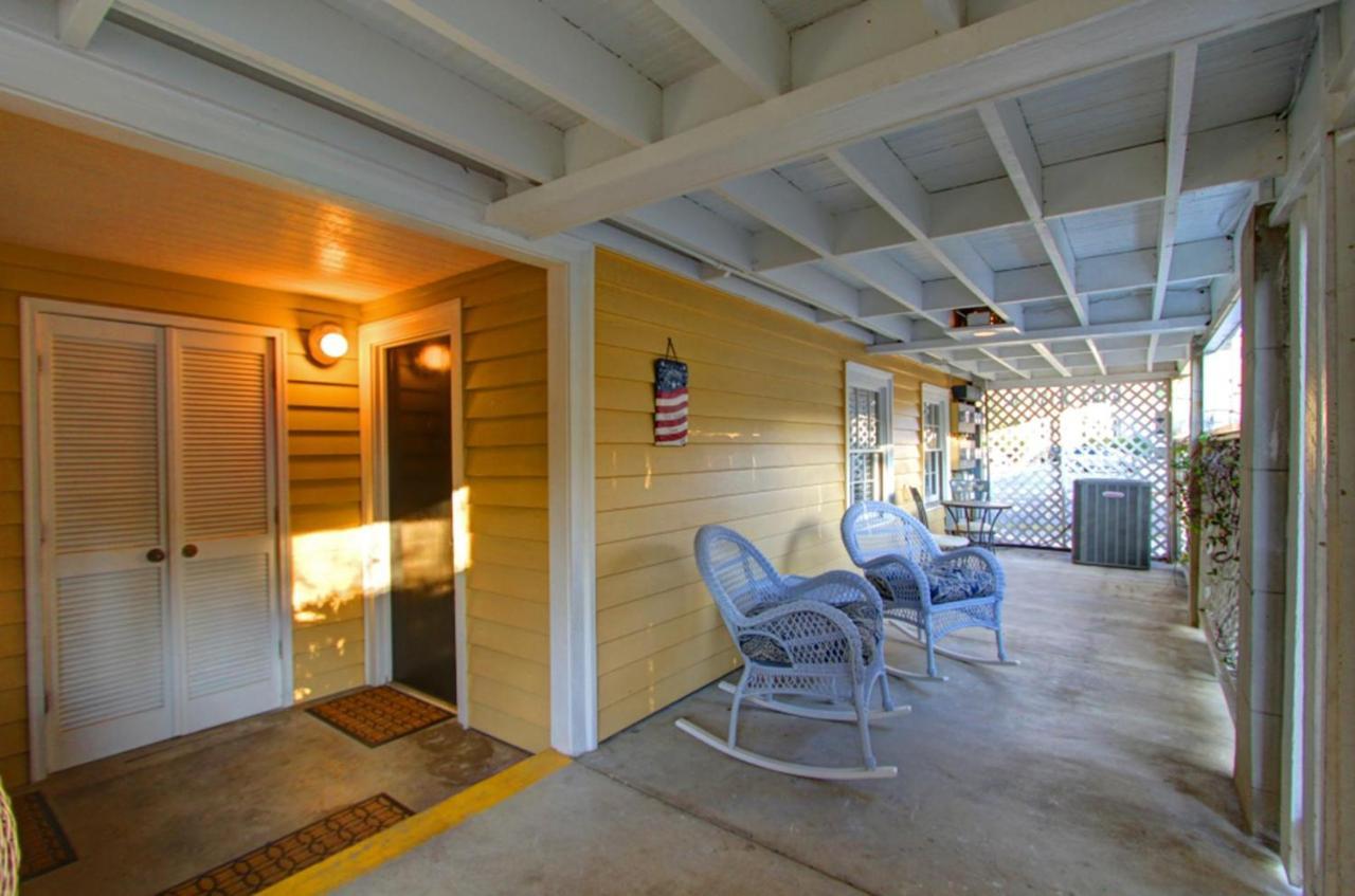 Bird Baldwin Magnolia Suite ซาวานนาห์ ภายนอก รูปภาพ